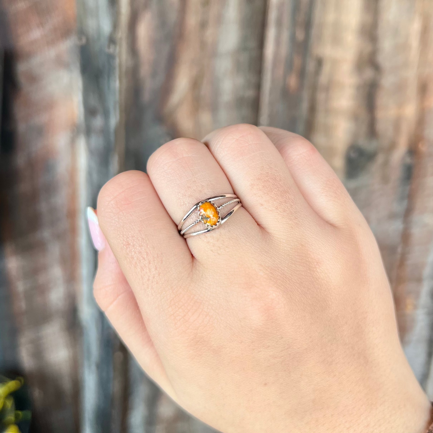 Lil Oval Orange Spiny Oyster Ring