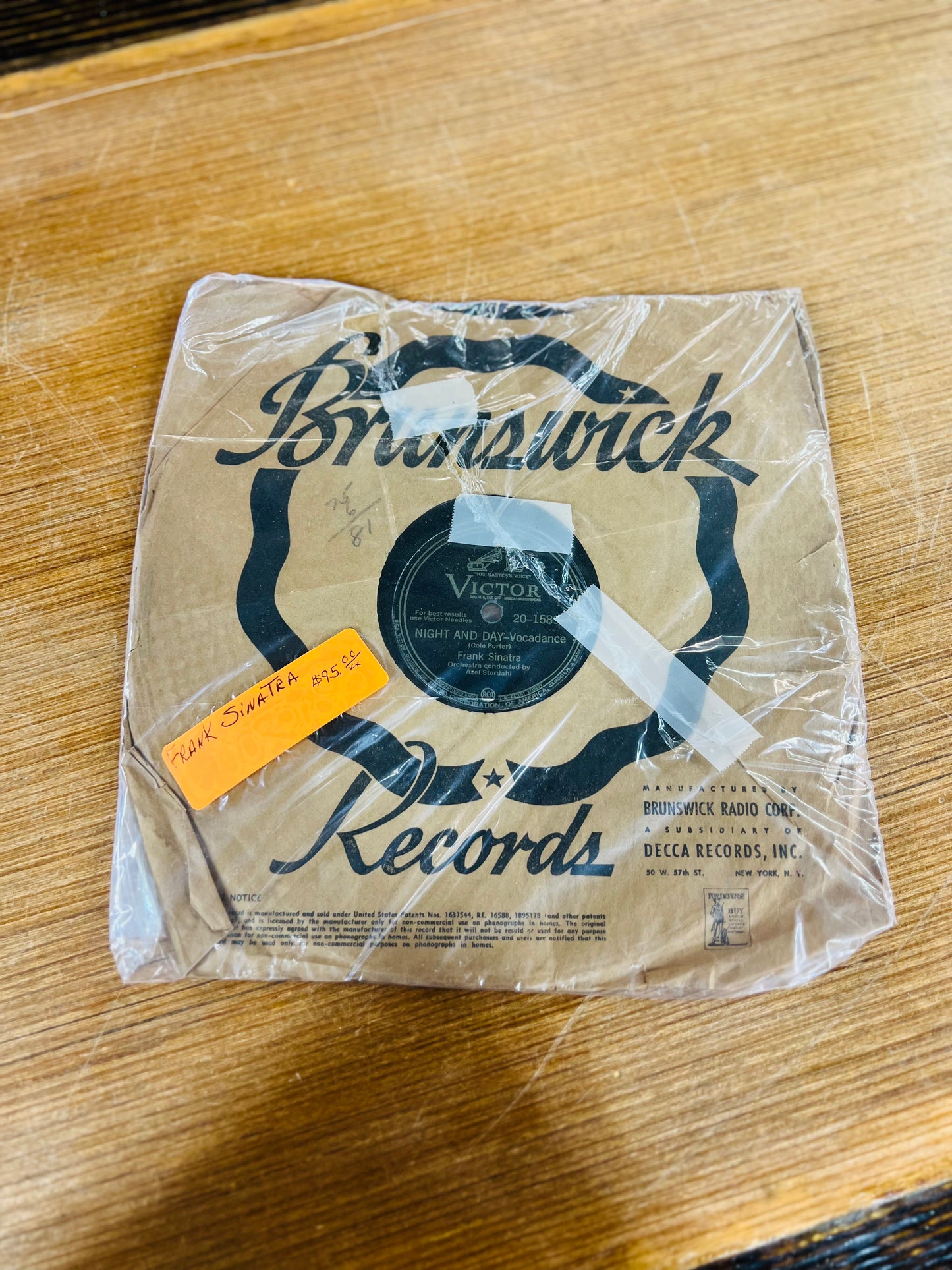 Frank Sinatra Victor Night And Day / The Lamplighter's Serenade 78 RPM
