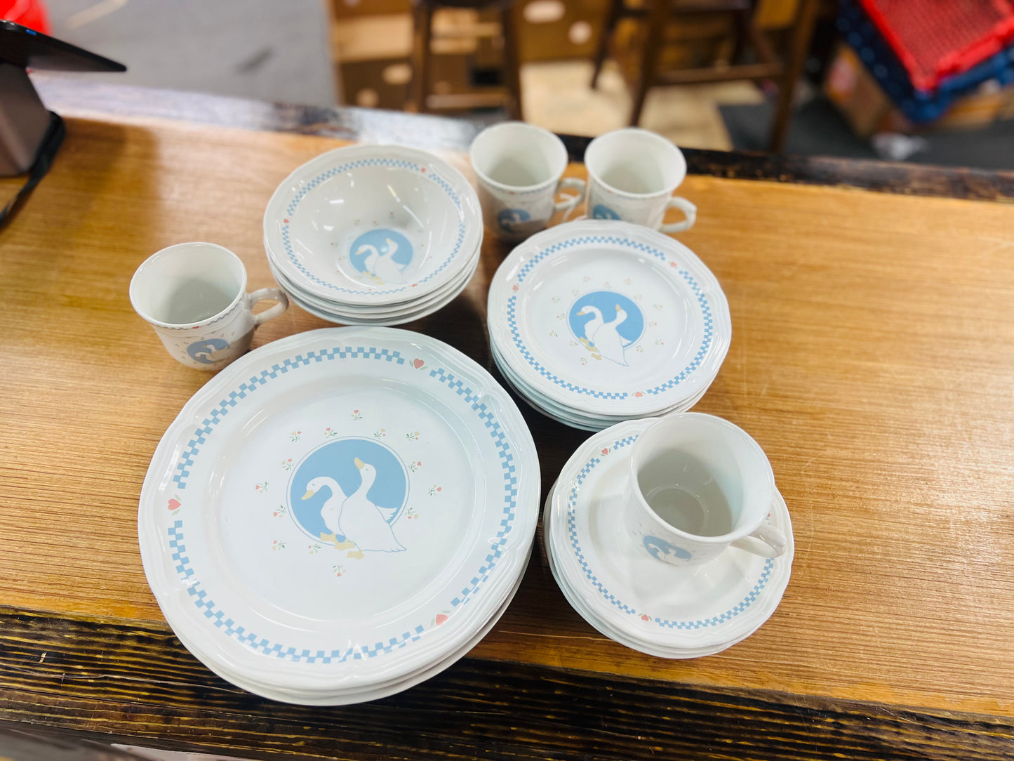 Vintage Stoneware Goose Moonlight 22 Piece Set!