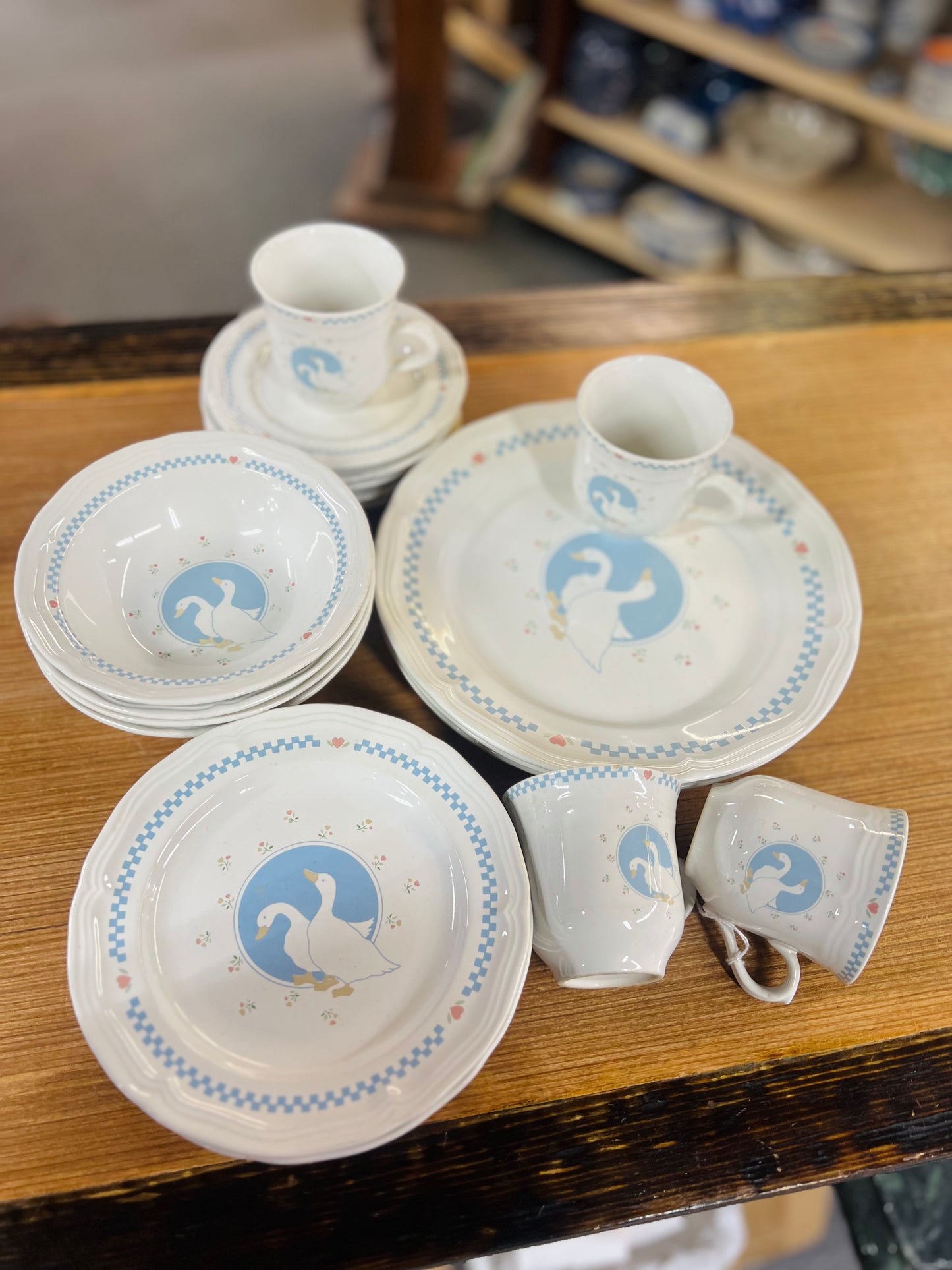 Vintage Stoneware Goose Moonlight 22 Piece Set!