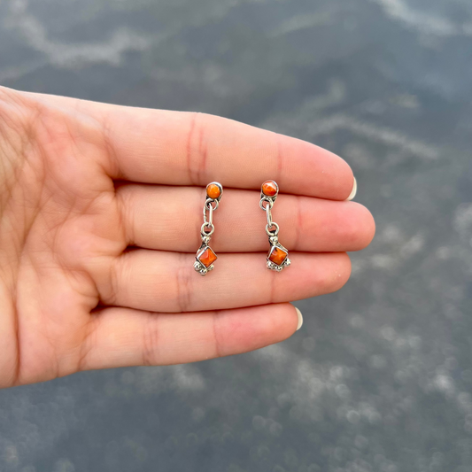 Two Stone Spiny Oyster Dangle Earrings