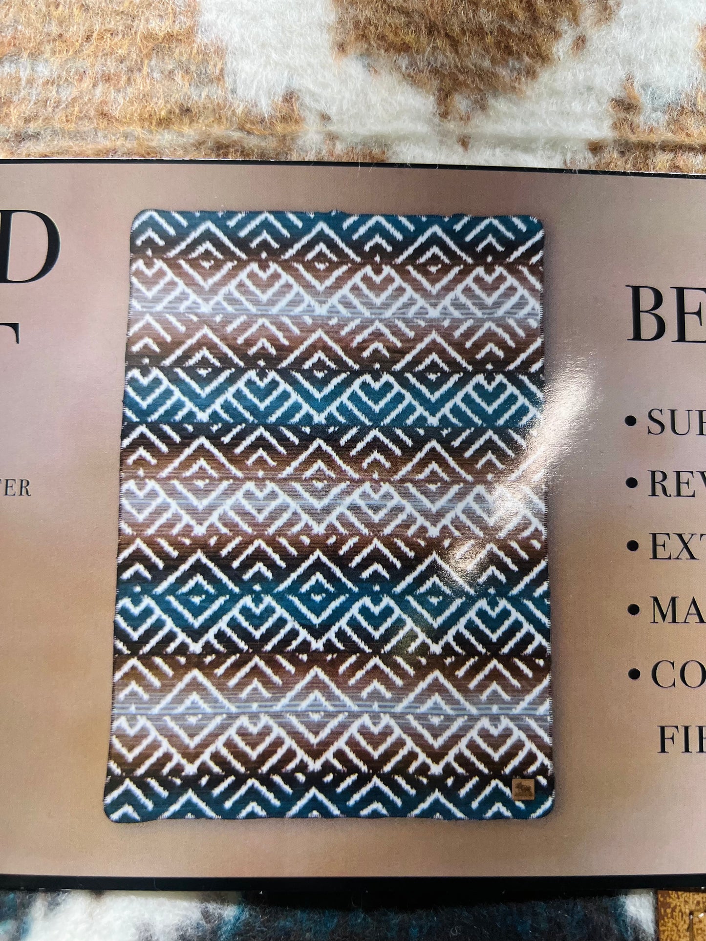 Bernardino Jacquard Blanket