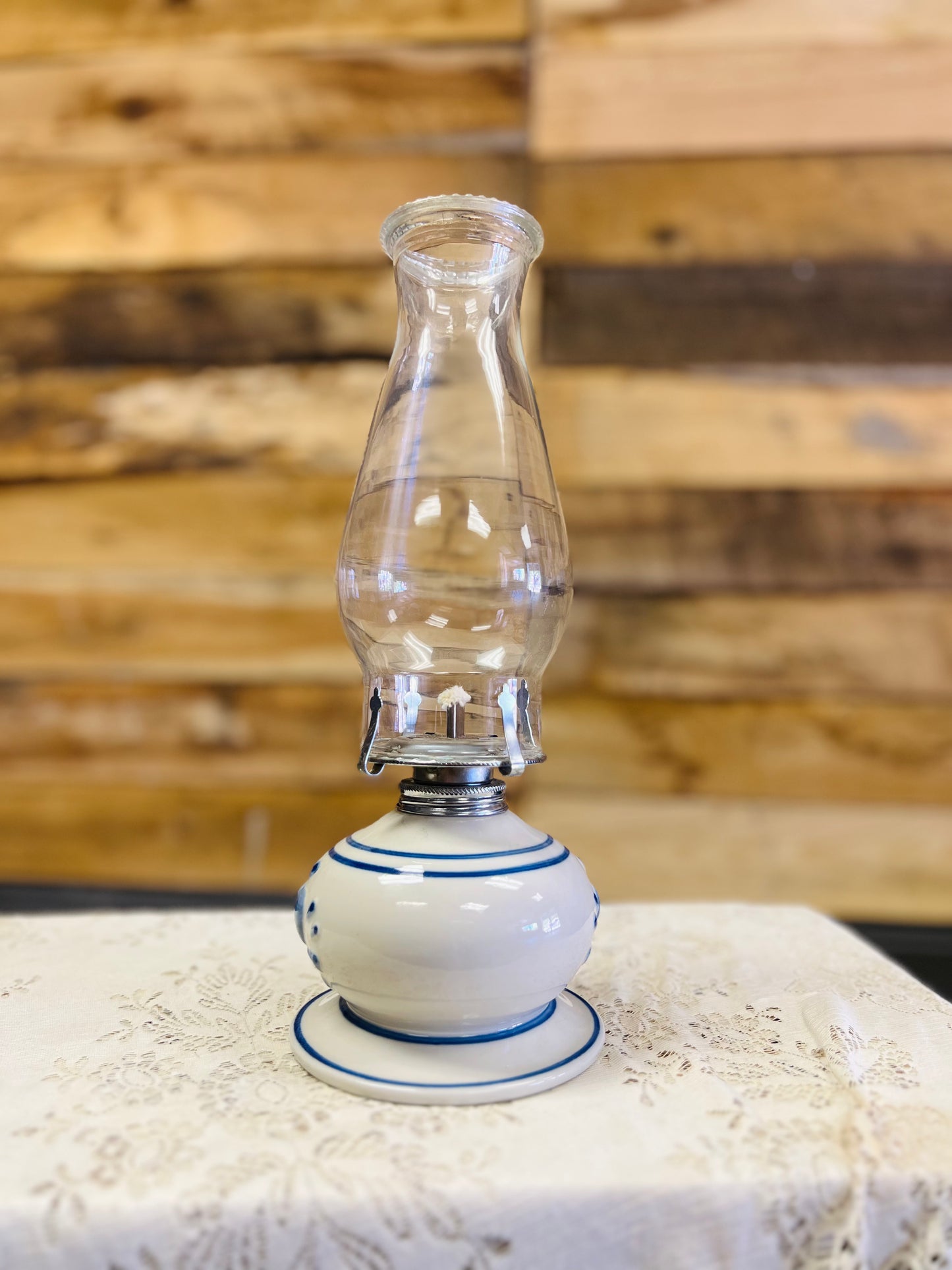 Vintage Lamplight Farms Oil Lamp with Blue Heart