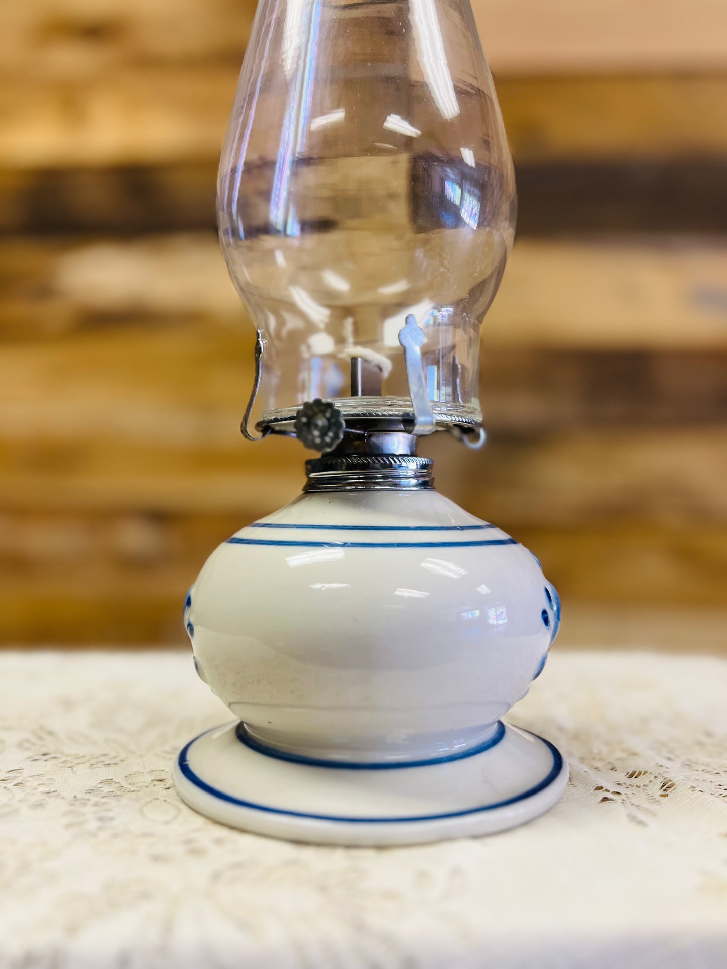 Vintage Lamplight Farms Oil Lamp with Blue Heart