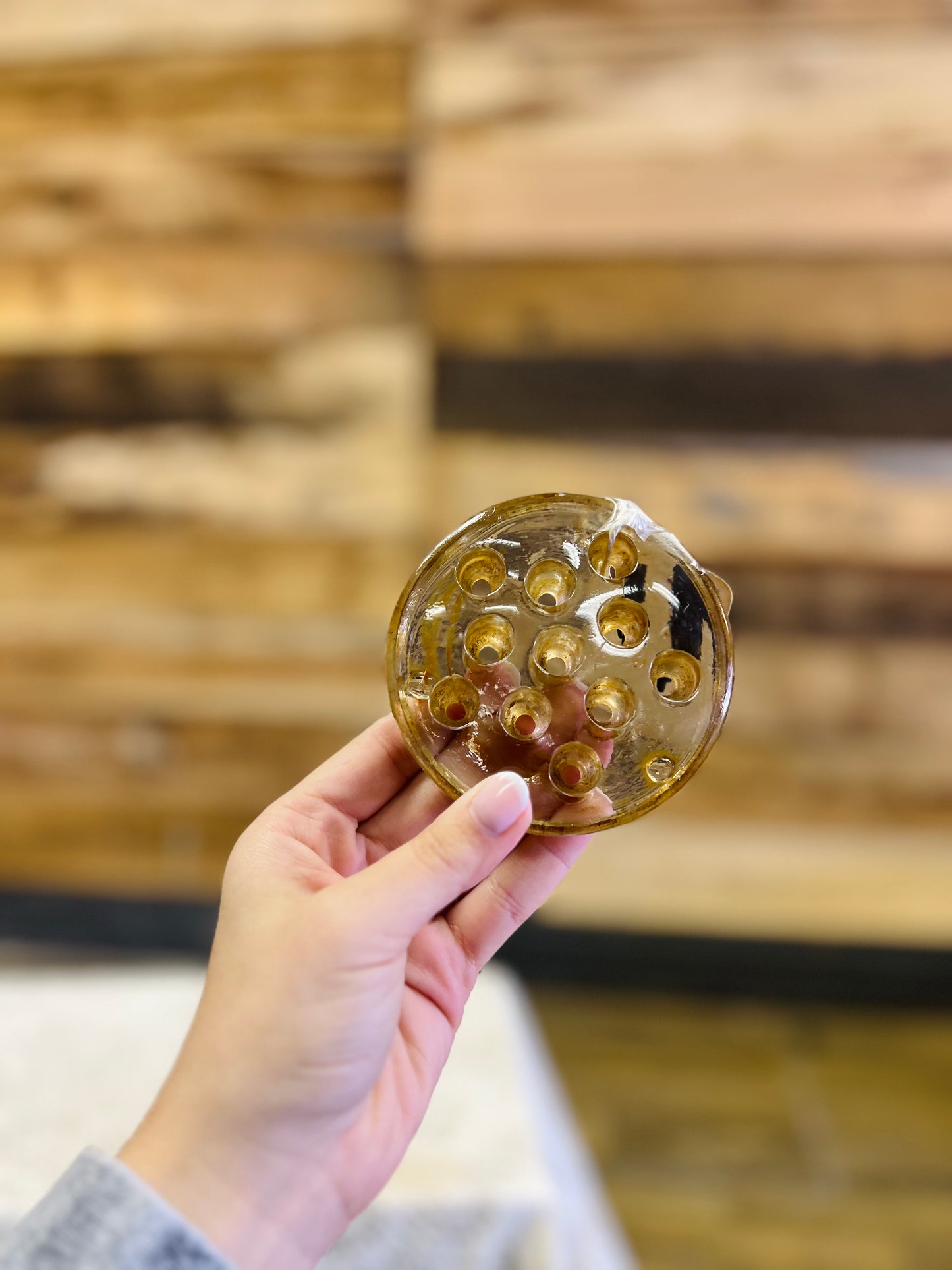 Very Old Footed Light Amber Flower Frog