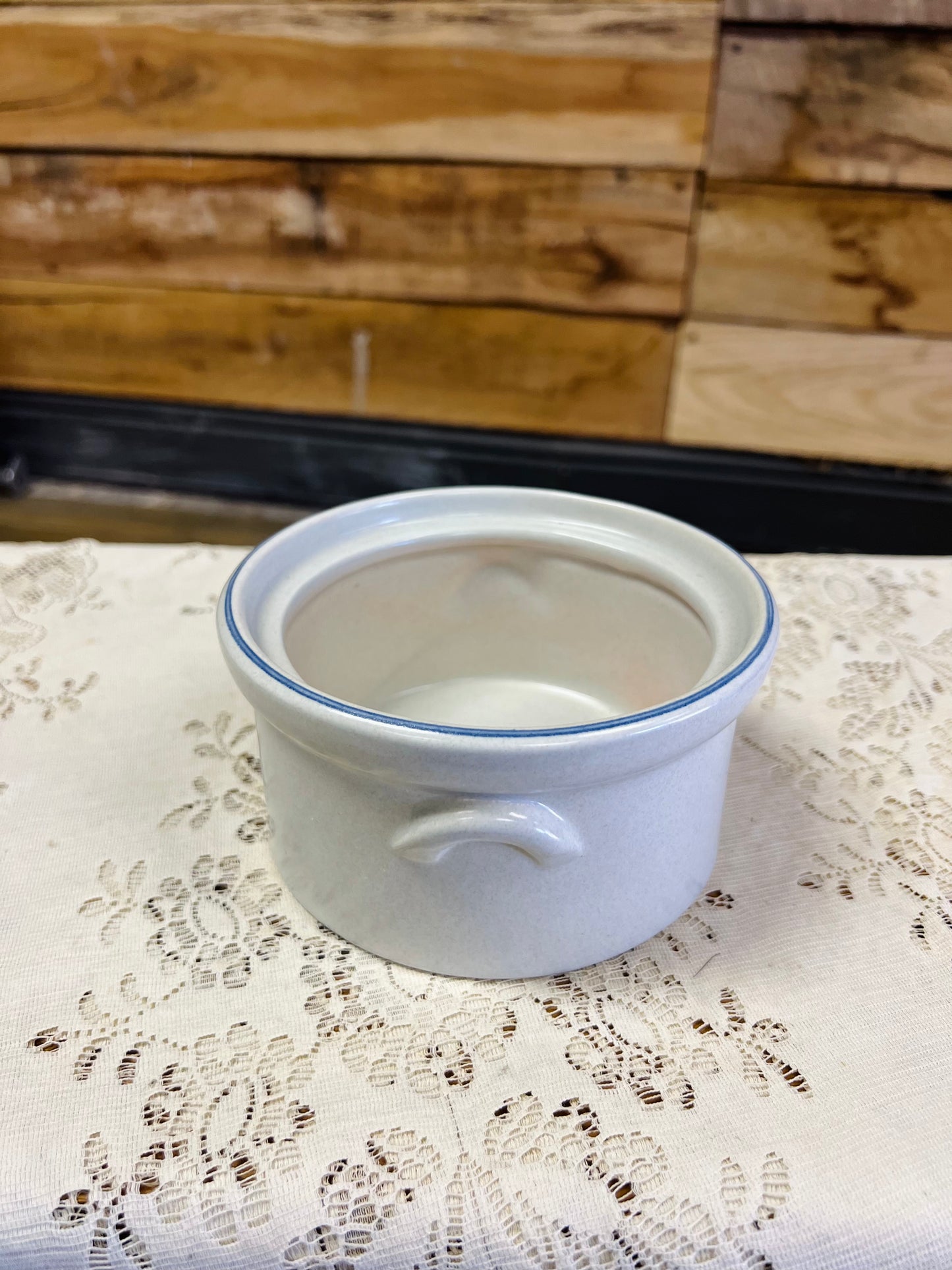Vintage Pfaltzgraff Yorktowne Blue Butter Crock
