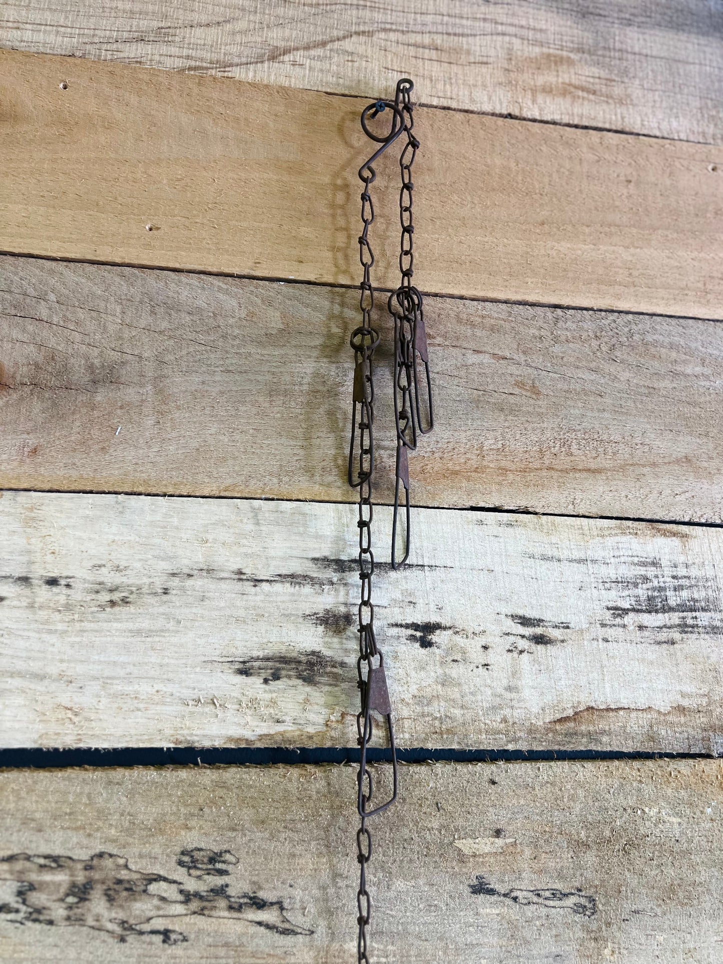 Vintage Metal Fish Stringer