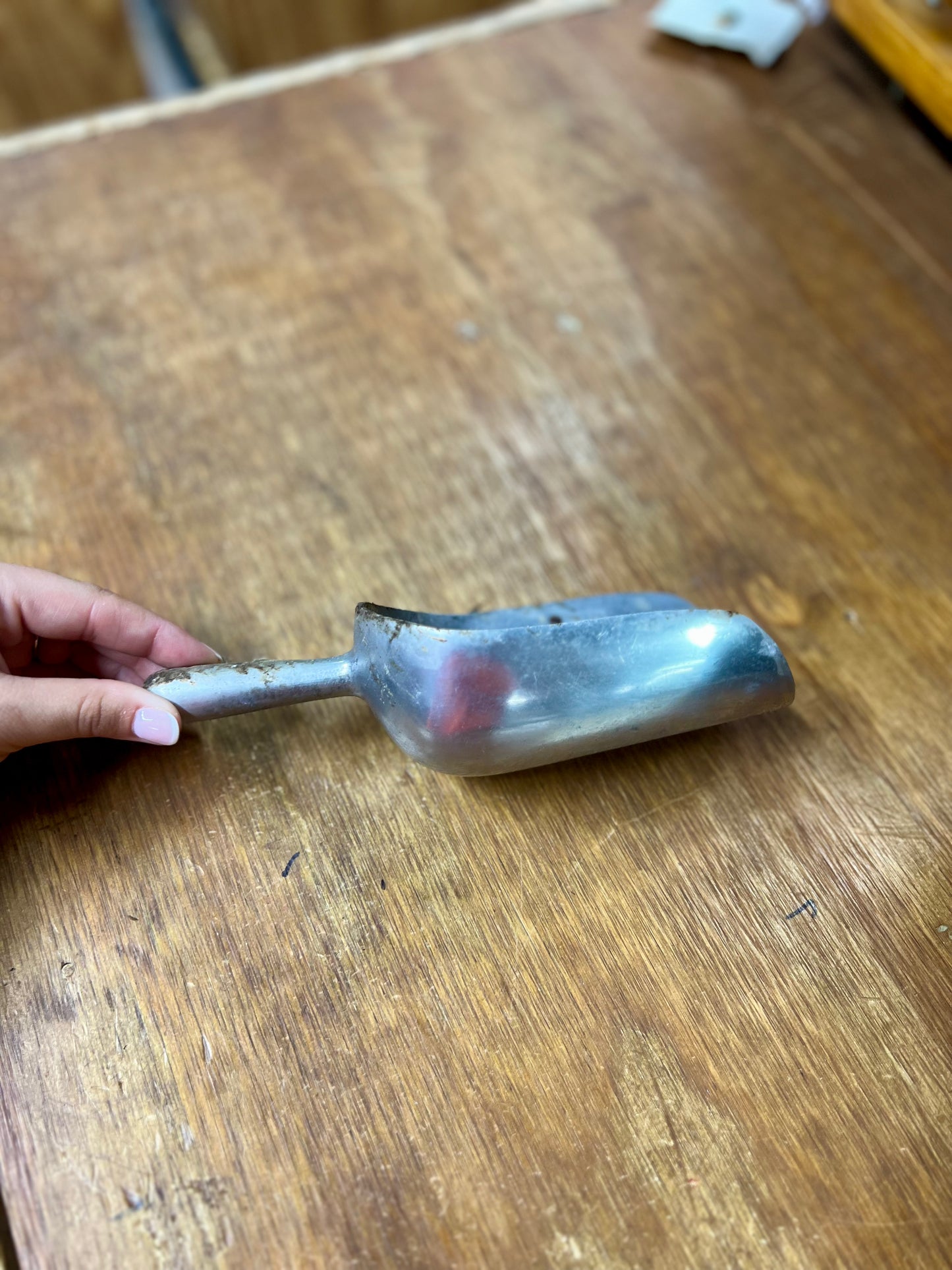 Vintage Small Alumninum Scoop
