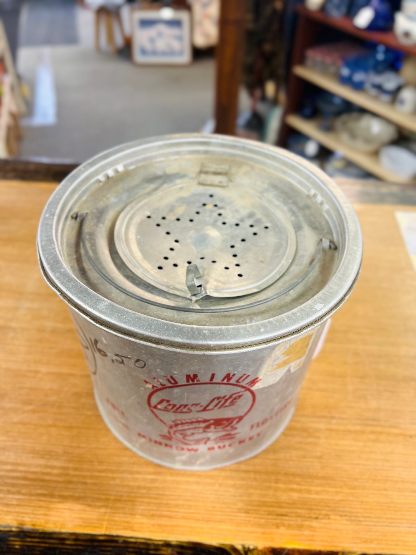 Vintage Metal Long Life Minnow Bucket Full Float