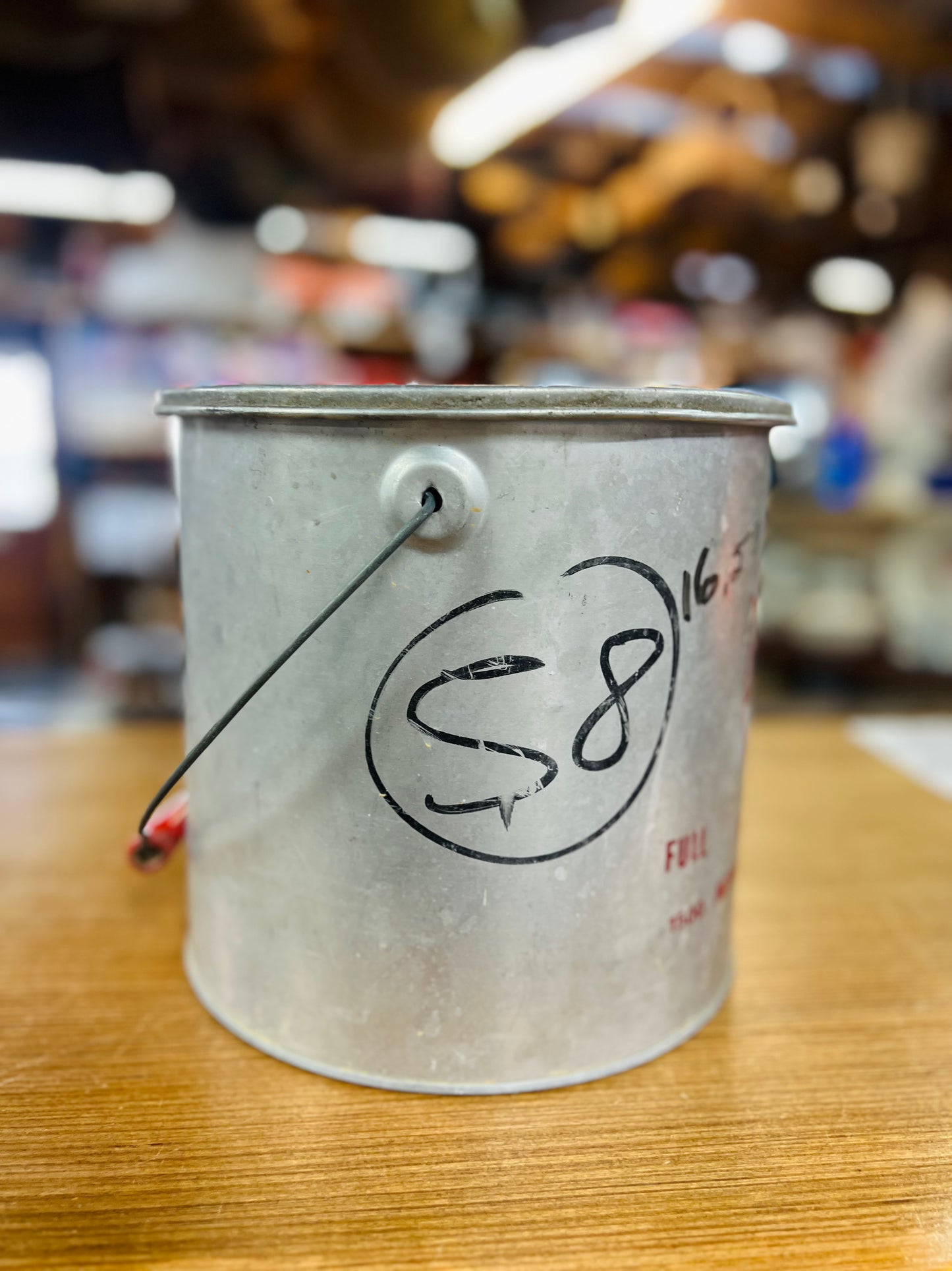 Vintage Metal Long Life Minnow Bucket Full Float