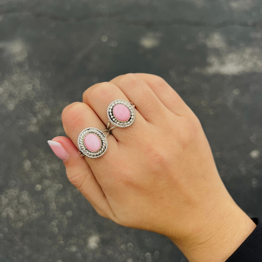 Pink Conch Double Twist Sterling Silver Ring