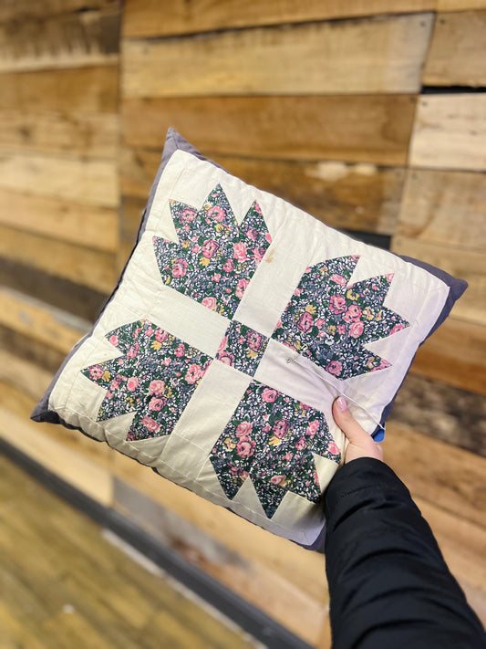 Vintage Quilt Pillow Bear Paw Quilt Block Pattern