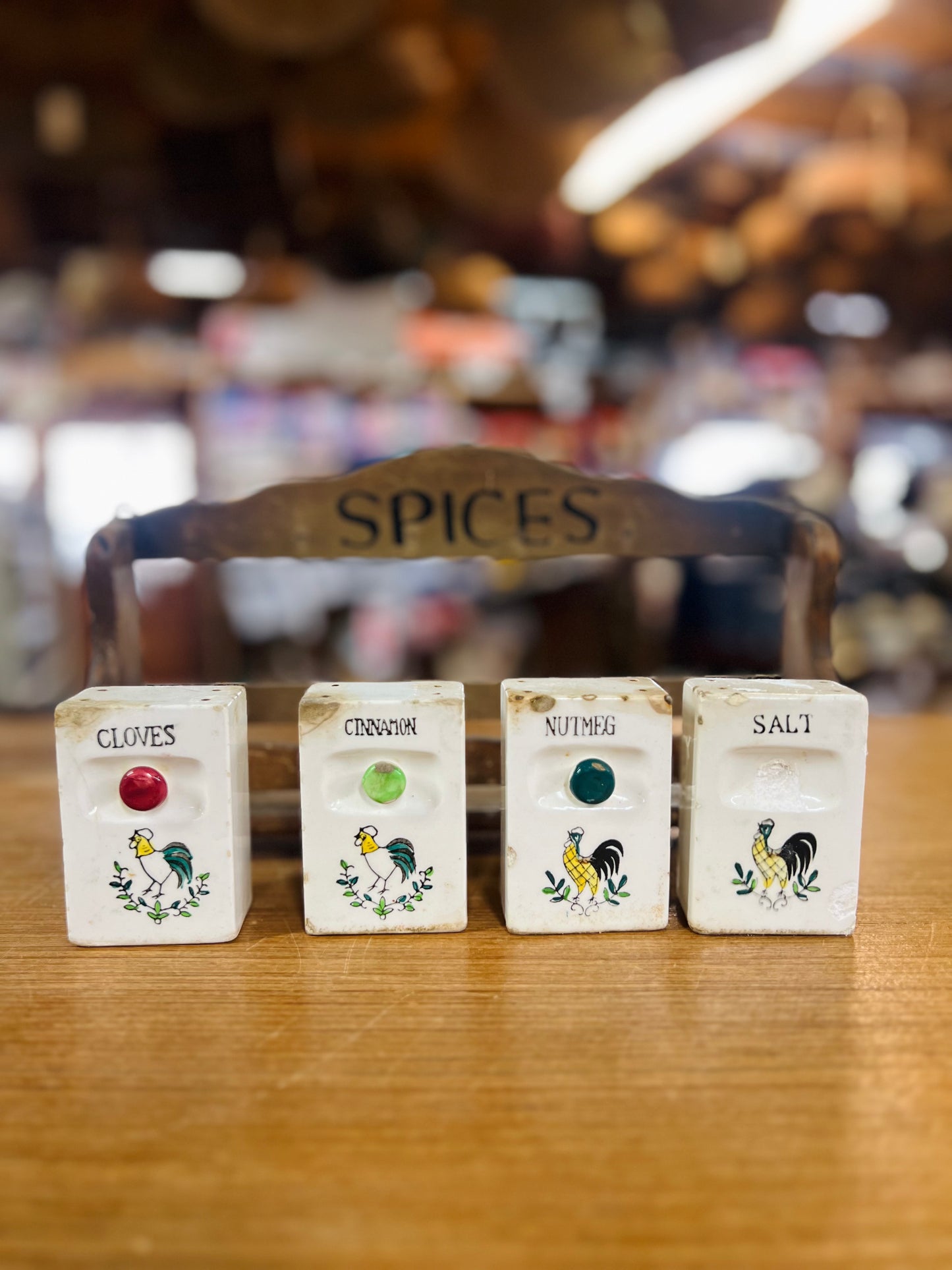 Vintage Spice Shakers and Spice Rack - Chickens