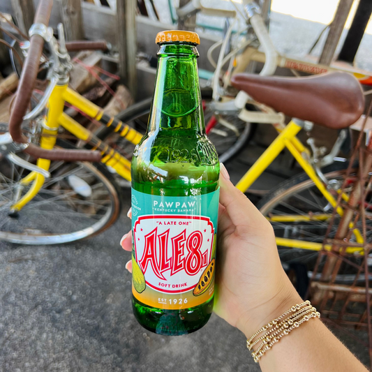 Ale-8-One PawPaw "Kentucky Banana" Soft Drink