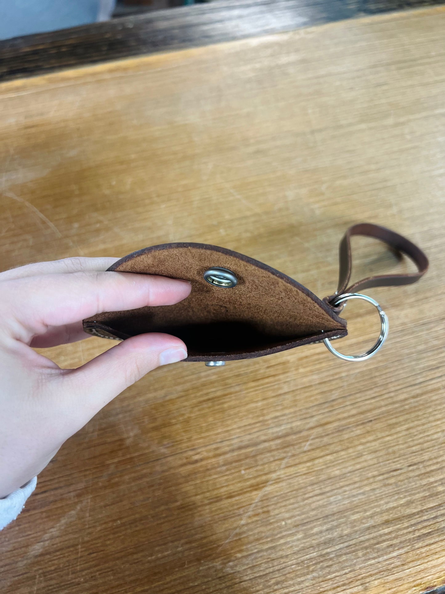 Genuine Leather Wristlet Wallet with Wire Design