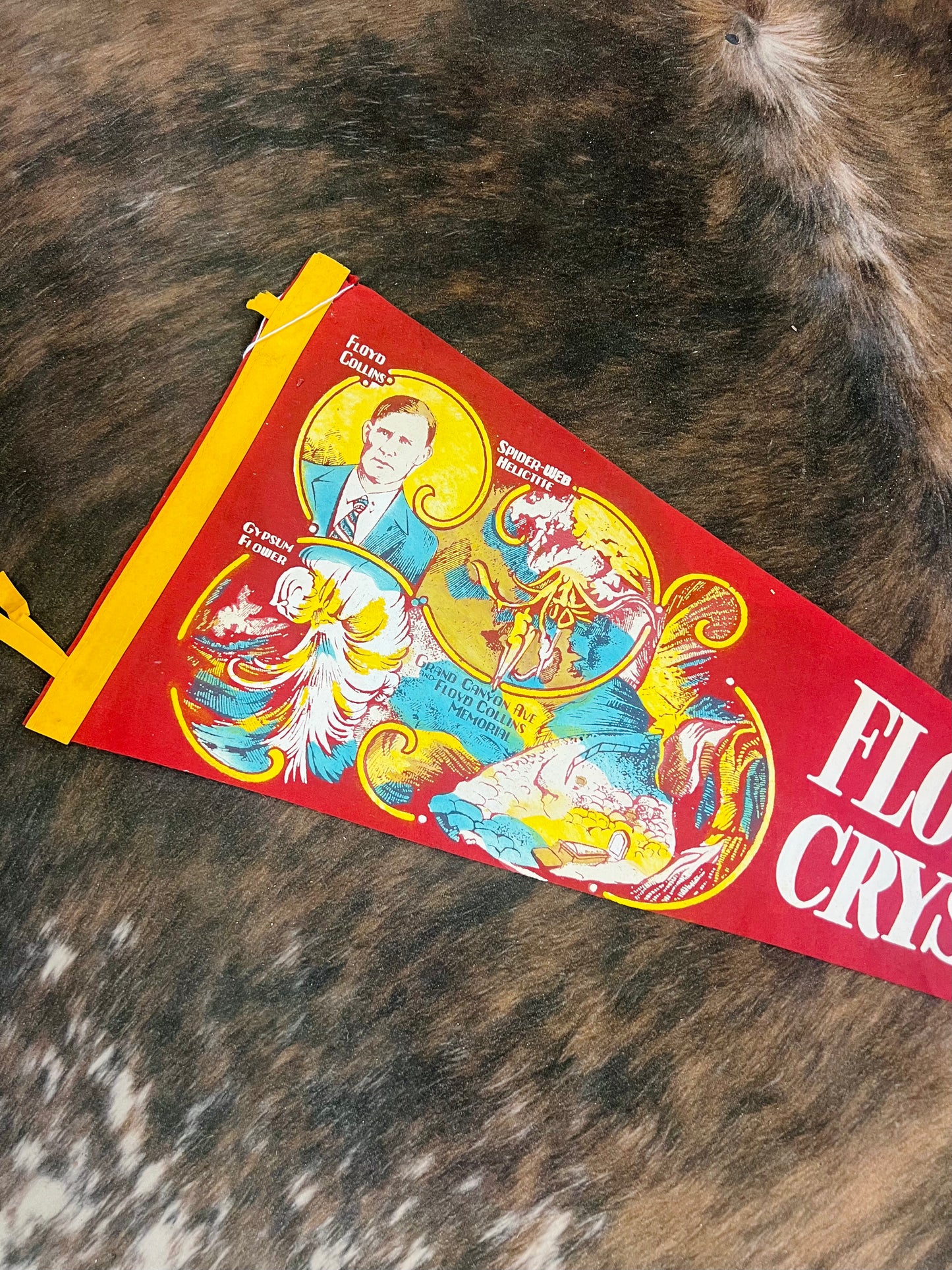 Old Felt Pennant RARE Floyd Collins Crystal Cave (Red)