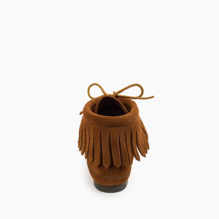 Minnetonka classic hotsell fringe softsole boot